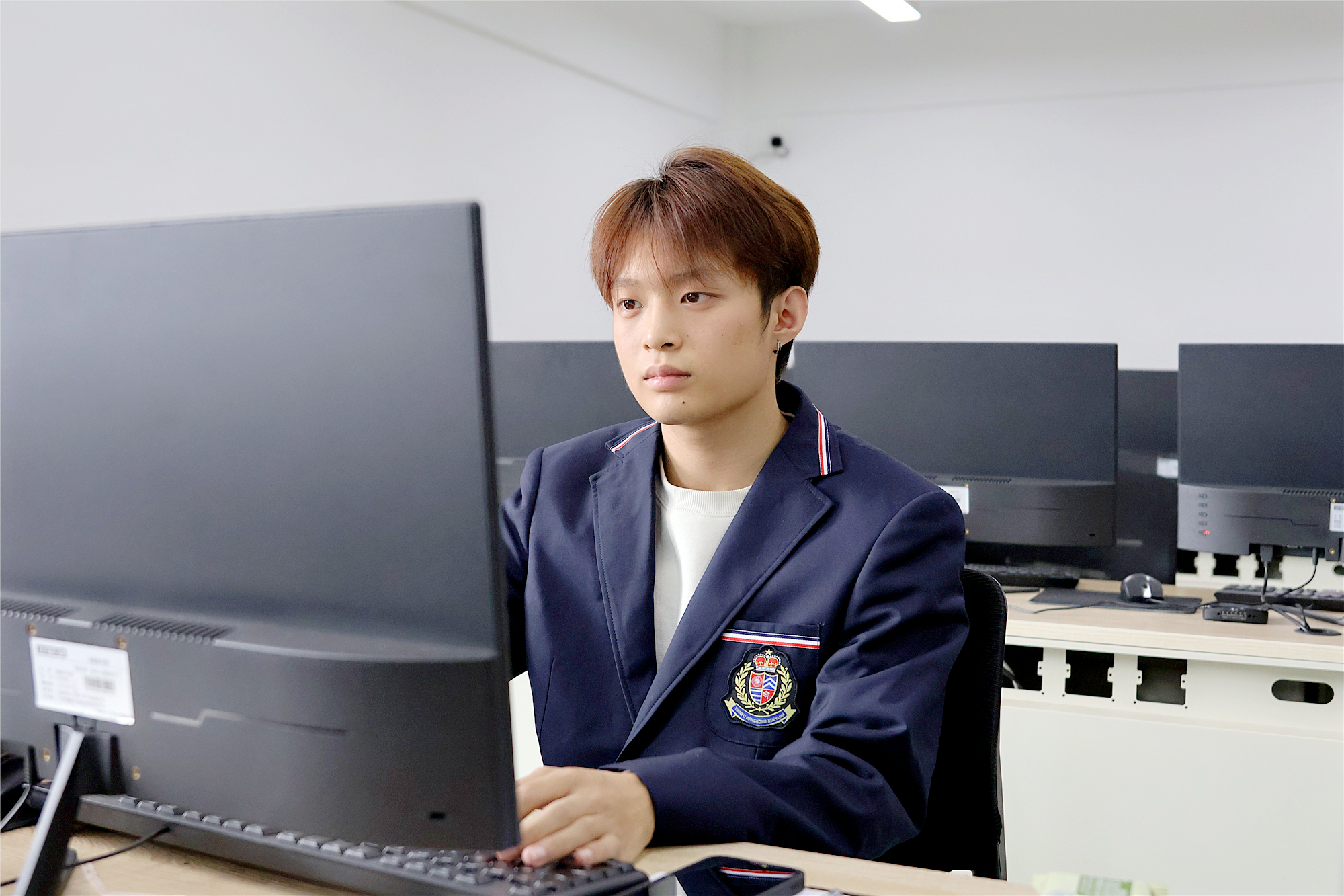 1762158378123290.jpg IMG_9770.JPG