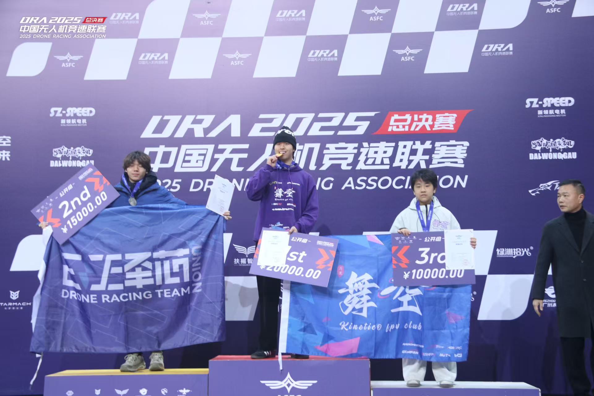 1770622344404929.jpg be1c8c0bce064d60a0565e62d18cc2c0.jpg