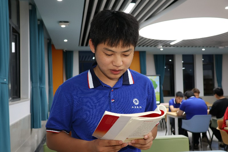 e384bbcaf4134c483be75aa96be8178e~1.jpg